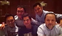 娱乐圈吃瓜兄弟