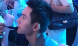 娱乐圈每日吃瓜不停,每日瓜田，新鲜热辣不间断