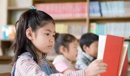 娱乐吃瓜假小子免费阅读,吃瓜假小子的逆袭之路